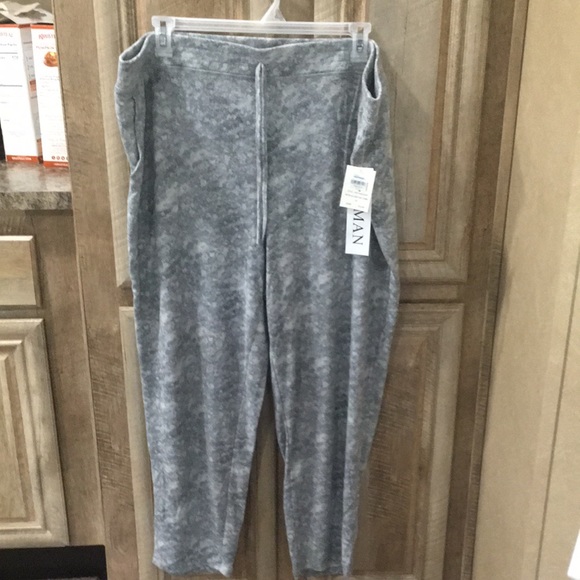 New Medium Grey Color Sweatpants With Drawstring - Picture 2 of 12